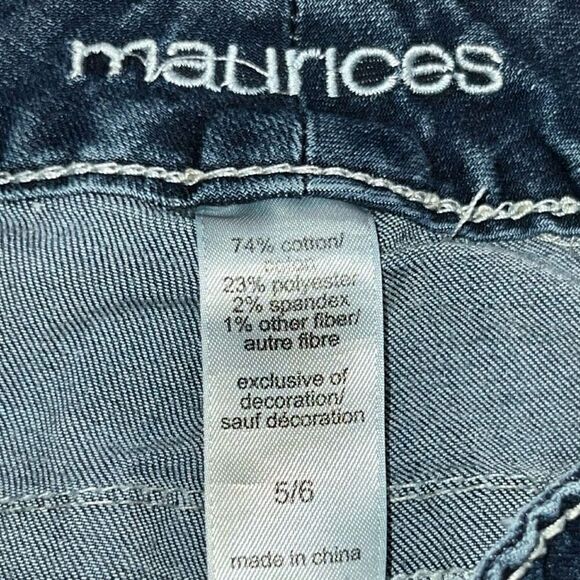 Maurice’s Embroidered Denim Cuffed Capri Jeans Size 5/6 #145 - Picture 5 of 6